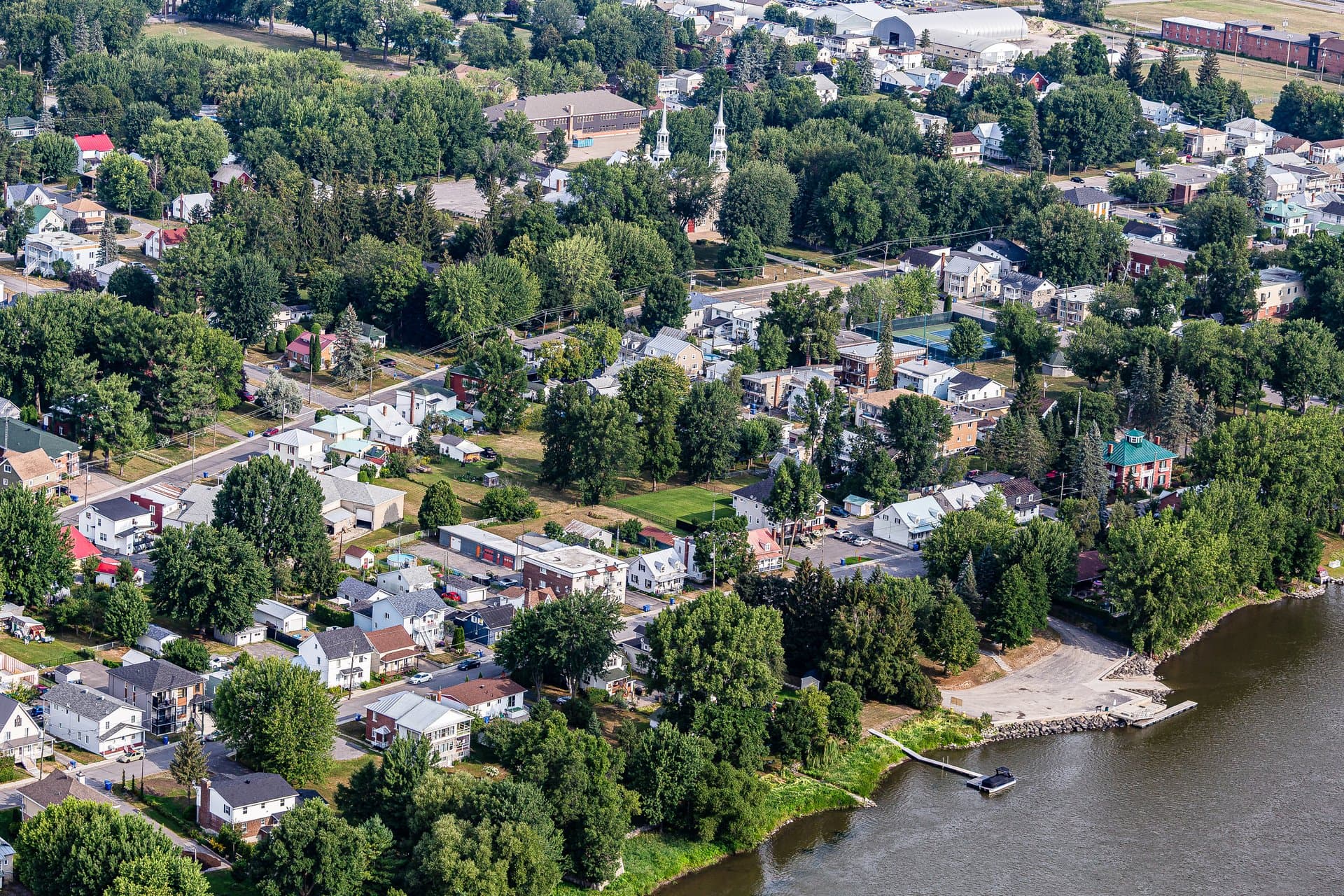 Vendre sa maison à Berthierville: Guide complet pour maximiser votre prix